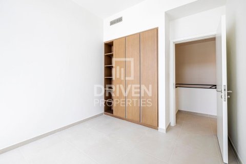 Villa en EMAAR South, Dubai South (Dubai World Central), Dubai, 3 dormitorios, 137.78 m², № 138358 - foto 7
