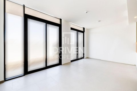 Villa en EMAAR South, Dubai South (Dubai World Central), Dubai, 3 dormitorios, 137.78 m², № 138358 - foto 2