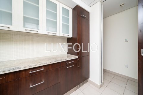 Apartamento en Downtown Dubai (Downtown Burj Dubai), Dubai, 1 dormitorio, 85 m², № 45297 - foto 2