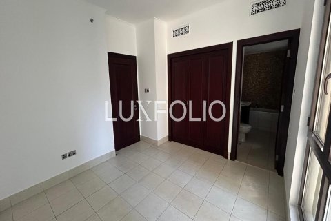 Снять в аренду квартиру в Old Town, Дубай: 2 спальни, 130м², № 45300 - фото 8