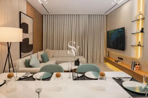 Купить квартиру в Dubai Land, Дубай: 2 спальни, 112м², № 124070 - фото 3