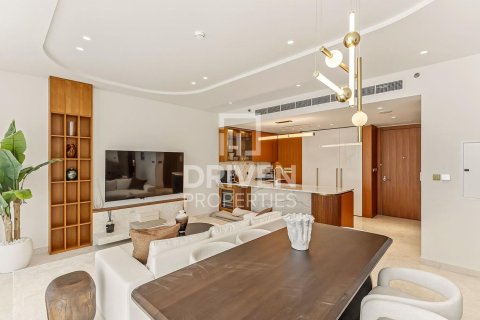 Appartement à The Crescent, Palm Jumeirah, Dubai, 2 chambres, 130.62 m², № 142939