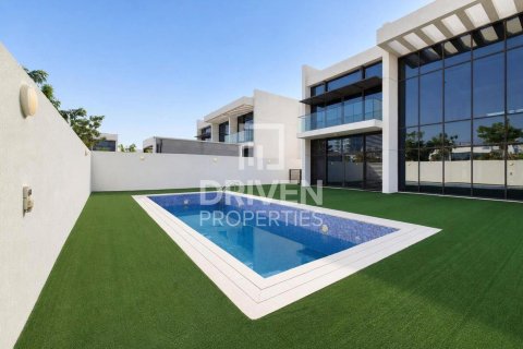 Villa à District One, Mohammed Bin Rashid City, Dubai, 6 chambres, 1124.96 m², № 134267 - photo 3