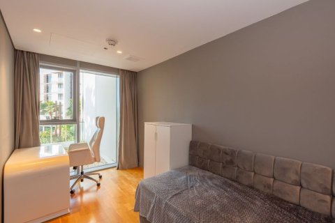 Купить квартиру в Дубае: 4 спальни, 252.37м², № 42104 - фото 13