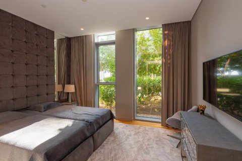 Купить квартиру в Дубае: 4 спальни, 252.37м², № 42104 - фото 9
