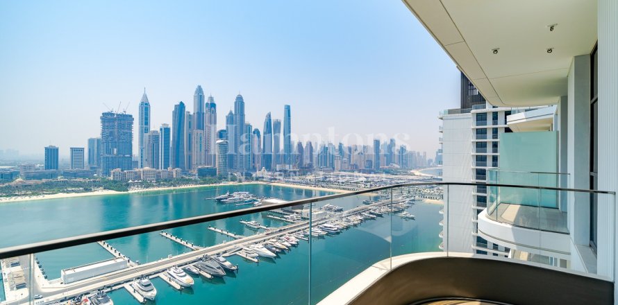 Apartment in Dubai Harbour, Dubai 2 bedrooms, 114.735 sq.m. № 135000