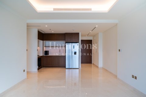 Apartment in Dubai Harbour, Dubai 2 bedrooms, 114.73520500 sq.m. № 135000 - photo 3