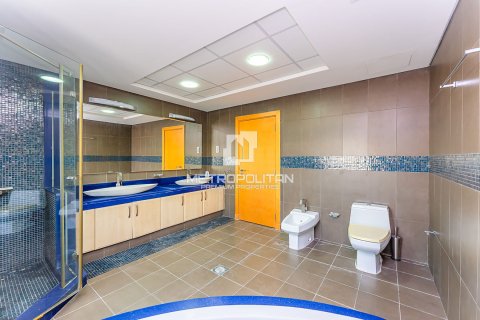 Ático en Shoreline Apartments, Palm Jumeirah, Dubai, 4 dormitorios, 450 m², № 73238 - foto 11