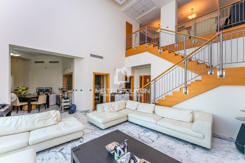 Ático en Shoreline Apartments, Palm Jumeirah, Dubai, 4 dormitorios, 450 m², № 73238 - foto 5