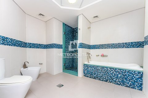 Ático en Shoreline Apartments, Palm Jumeirah, Dubai, 4 dormitorios, 450 m², № 73238 - foto 10