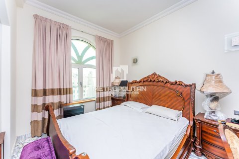 Ático en Shoreline Apartments, Palm Jumeirah, Dubai, 4 dormitorios, 450 m², № 73238 - foto 9