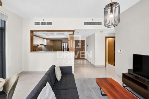Appartement à Claren Towers, Downtown Dubai (Downtown Burj Dubai), Dubai, 2 chambres, 114.36 m², № 138752 - photo 4