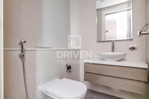 Снять в аренду квартиру в Damac Maison Prive, Бизнес-Бэй, Дубай: 1 спальня, 86.68м², № 138755 - фото 10