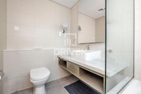 Снять в аренду квартиру в Damac Maison Prive, Бизнес-Бэй, Дубай: 1 спальня, 86.68м², № 138755 - фото 9