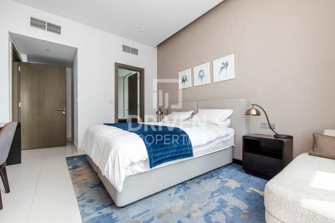 Снять в аренду квартиру в Damac Maison Prive, Бизнес-Бэй, Дубай: 1 спальня, 86.68м², № 138755 - фото 3