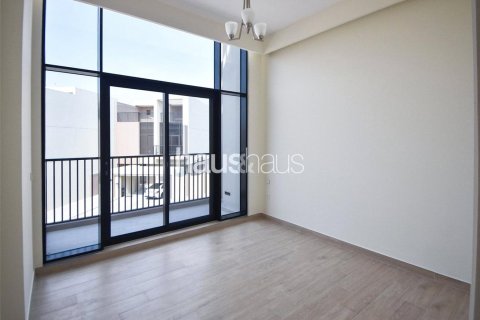 تاون هاوس في Dubai Sports City, دبي 4 غرف نوم, 208 م² رقم 44559 - صورة 2