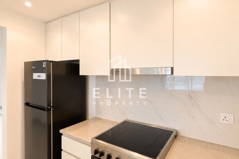 Apartment in Al Alka, Greens, Dubai 2 bedrooms, 105 sq.m. № 124890 - photo 11