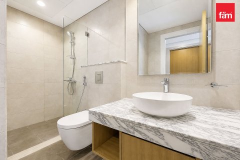 Apartment in Business Bay, Dubai 2 bedrooms, 75.5 sq.m. № 137788 - photo 15