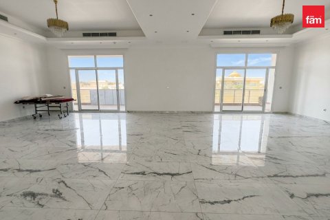 Villa en Dubai, 9 dormitorios, 1712.3 m², № 133358 - foto 15
