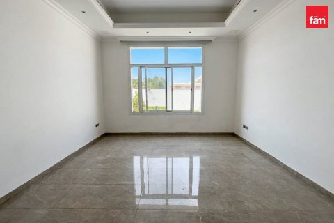 Villa en Dubai, 9 dormitorios, 1712.3 m², № 133358 - foto 7