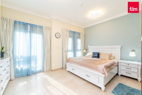 Townhouse in Dubai 3 bedrooms, 135.4 sq.m. № 133359 - photo 10