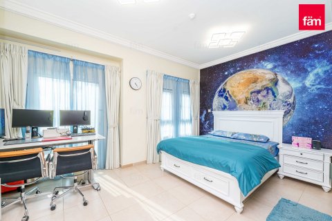 Townhouse in Dubai 3 bedrooms, 135.4 sq.m. № 133359 - photo 5