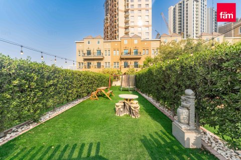 Townhouse in Dubai 3 bedrooms, 135.4 sq.m. № 133359