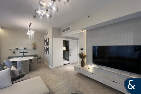 Apartment in Downtown Dubai (Downtown Burj Dubai), Dubai 2 bedrooms, 126 sq.m. № 78939 - photo 2