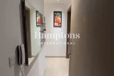 Apartment in FIVE at Jumeirah Village Circle, Jumeirah Village Circle, Dubai 1 bedroom, 106.00232300 sq.m. № 123878 - photo 2