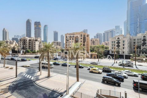 Квартира в The Residences, Даунтаун Дубай (Даунтаун Бурдж Дубай), Дубай, 3 спальни, 247.12м², № 143211