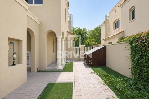 Villa à Bella Casa, Serena, Dubai, 3 chambres, 282.52 m², № 143201 - photo 27