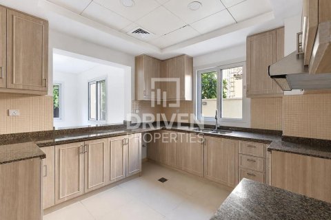 Villa à Bella Casa, Serena, Dubai, 3 chambres, 282.52 m², № 143201 - photo 16