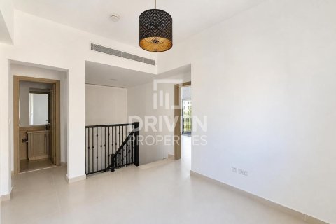 Villa à Bella Casa, Serena, Dubai, 3 chambres, 282.52 m², № 143201 - photo 8