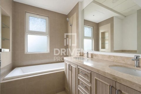 Villa à Bella Casa, Serena, Dubai, 3 chambres, 282.52 m², № 143201 - photo 17