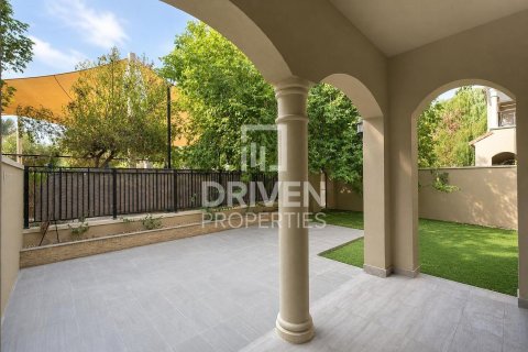 Villa à Bella Casa, Serena, Dubai, 3 chambres, 282.52 m², № 143201 - photo 24
