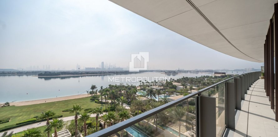 Apartment in Palm Jumeirah, Dubai 2 bedrooms, 267 sq.m. № 74245