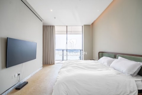 Apartment in Palm Jumeirah, Dubai 2 bedrooms, 267 sq.m. № 74245 - photo 11