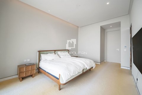 Apartment in Palm Jumeirah, Dubai 2 bedrooms, 267 sq.m. № 74245 - photo 14