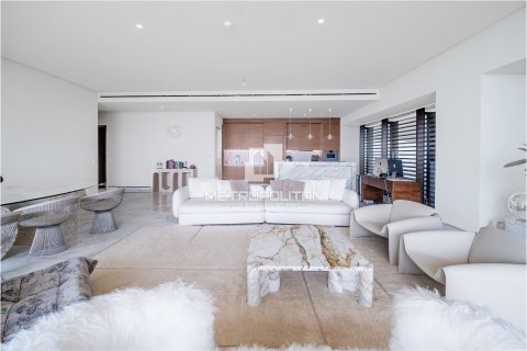 Apartment in Palm Jumeirah, Dubai 2 bedrooms, 267 sq.m. № 74245 - photo 3