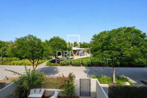Apartment in Mudon, Dubai 2 bedrooms, 178.19 sq.m. № 142772 - photo 11