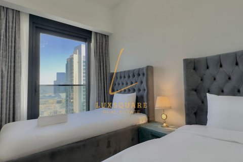 Apartment in Downtown Dubai (Downtown Burj Dubai), Dubai 3 bedrooms, 172 sq.m. № 121157 - photo 16