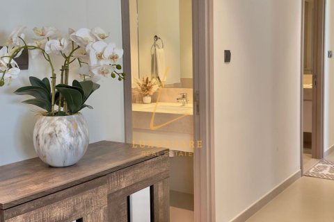 Apartment in Downtown Dubai (Downtown Burj Dubai), Dubai 3 bedrooms, 172 sq.m. № 121157 - photo 18