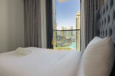 Apartment in Downtown Dubai (Downtown Burj Dubai), Dubai 3 bedrooms, 172 sq.m. № 121157 - photo 15