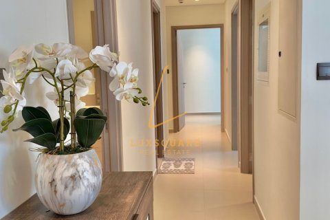 Apartment in Downtown Dubai (Downtown Burj Dubai), Dubai 3 bedrooms, 172 sq.m. № 121157 - photo 21