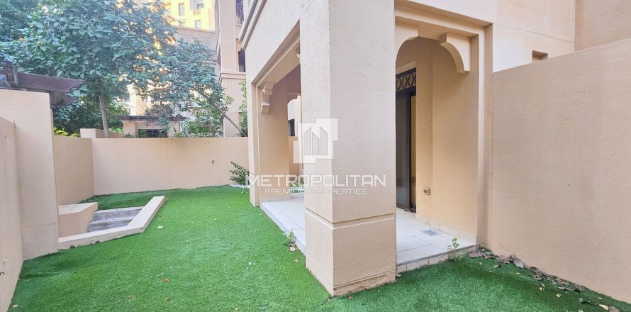 Квартира в Zanzebeel, Old Town, Дубай, 1 спальня, 131м², № 15955