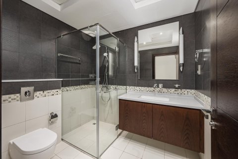 Villa à Jumeirah Golf Estates, Dubai, 5 chambres, 749.27 m², № 142081 - photo 24