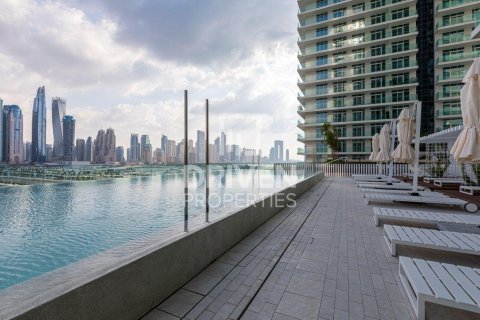 Снять в аренду квартиру в EMAAR Beachfront, Dubai Harbour, Дубай: 3 спальни, 177.35м², № 128921 - фото 18