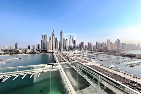 Квартира в EMAAR Beachfront, Dubai Harbour, Дубай, 3 спальни, 177.35м², № 128921