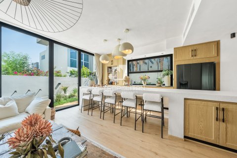 Adosado en DAMAC Hills (Akoya by DAMAC), Dubai, 3 dormitorios, 158 m², № 73568