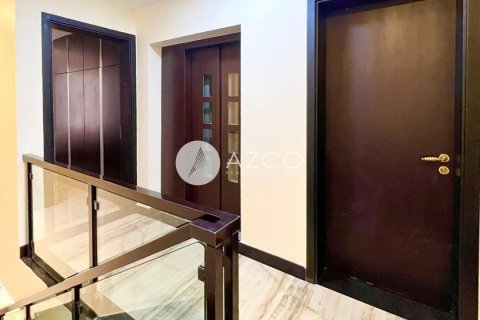 Townhouse in District 12, Jumeirah Village Circle, Dubai 3 bedrooms, 198.3 sq.m. № 37796 - photo 5